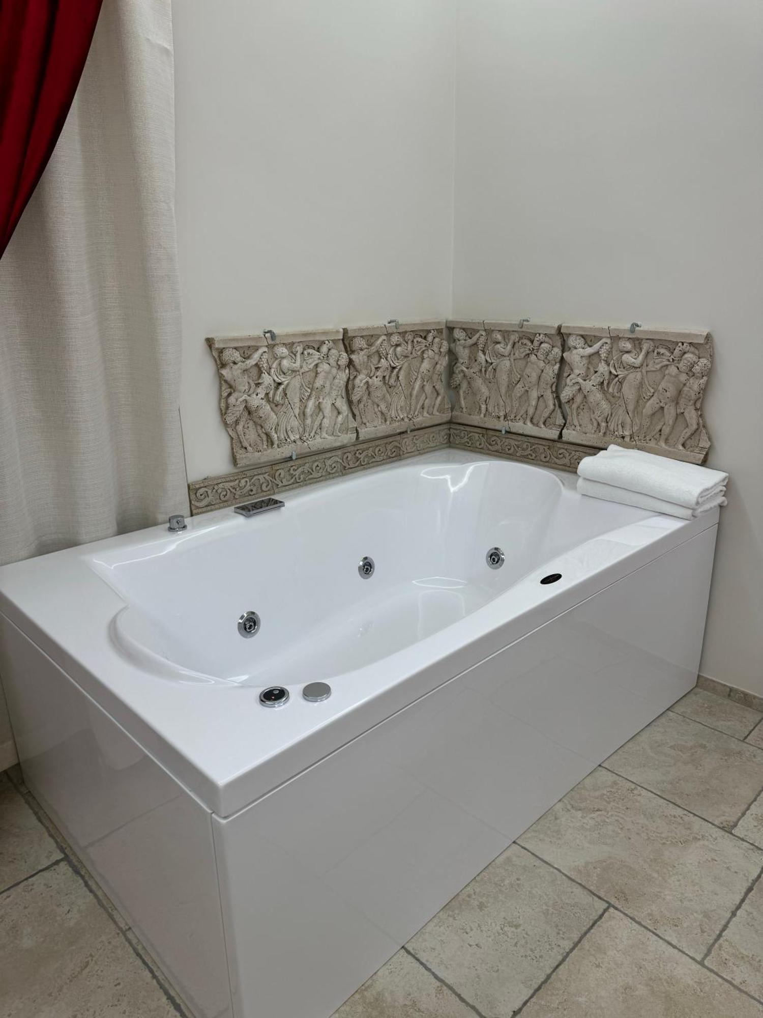 Jacuzzi Rooms Vatican Museum Roma Exterior foto